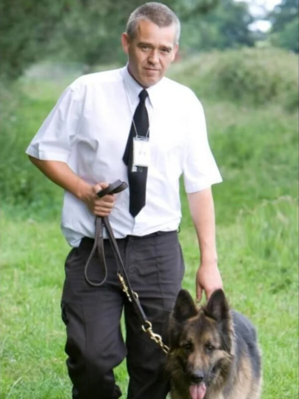 Andrew Ashcroft Founder & Director